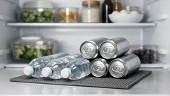 Så slipper du rullande PET-flaskor i kylen med en enkel flaskstaplingsmatta