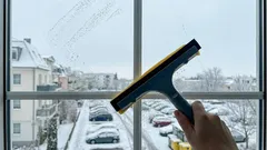 Ta bort repor från glas: 4 huskurer som gör lätta repor mindre synliga